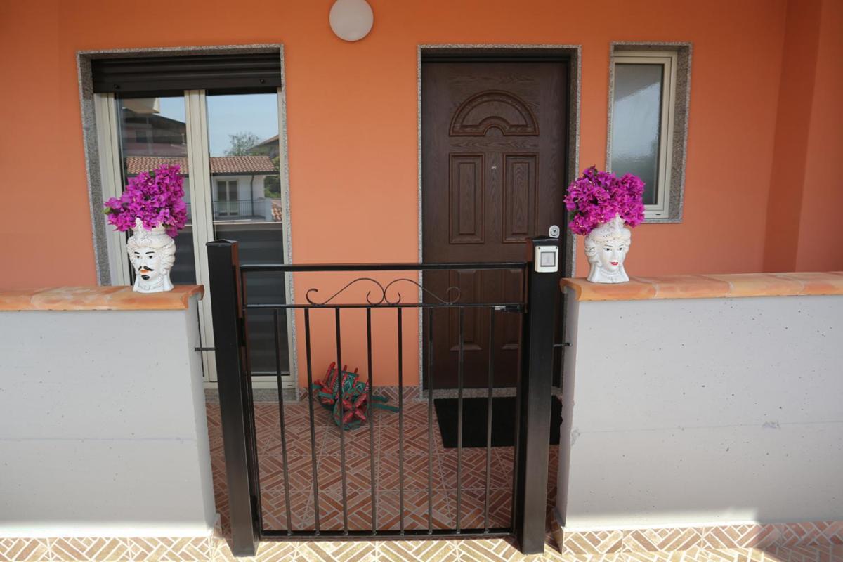Naxos Sicilian Luxury Apartment 지아르디니낙소스 외부 사진